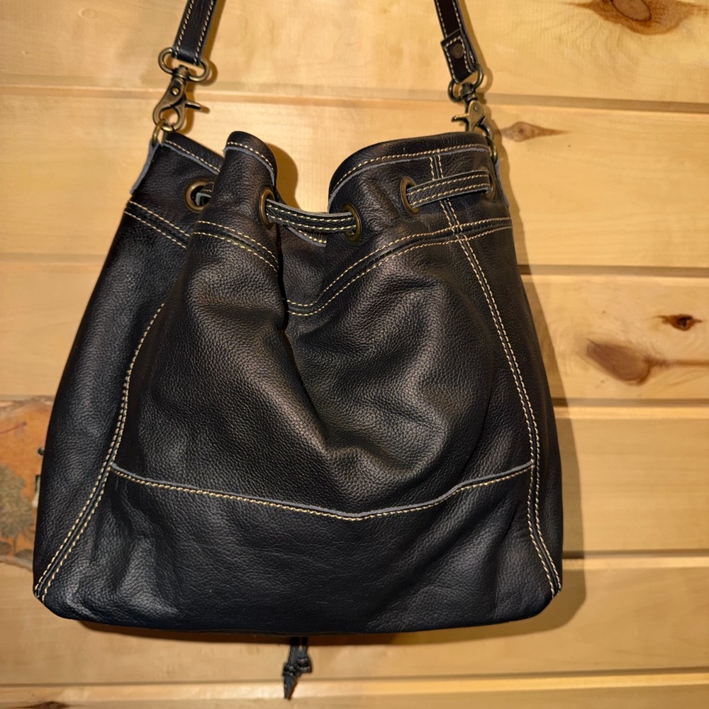Bhrayna Black Leather Drawstring Shoulder Bag- new - Picture 2 of 4